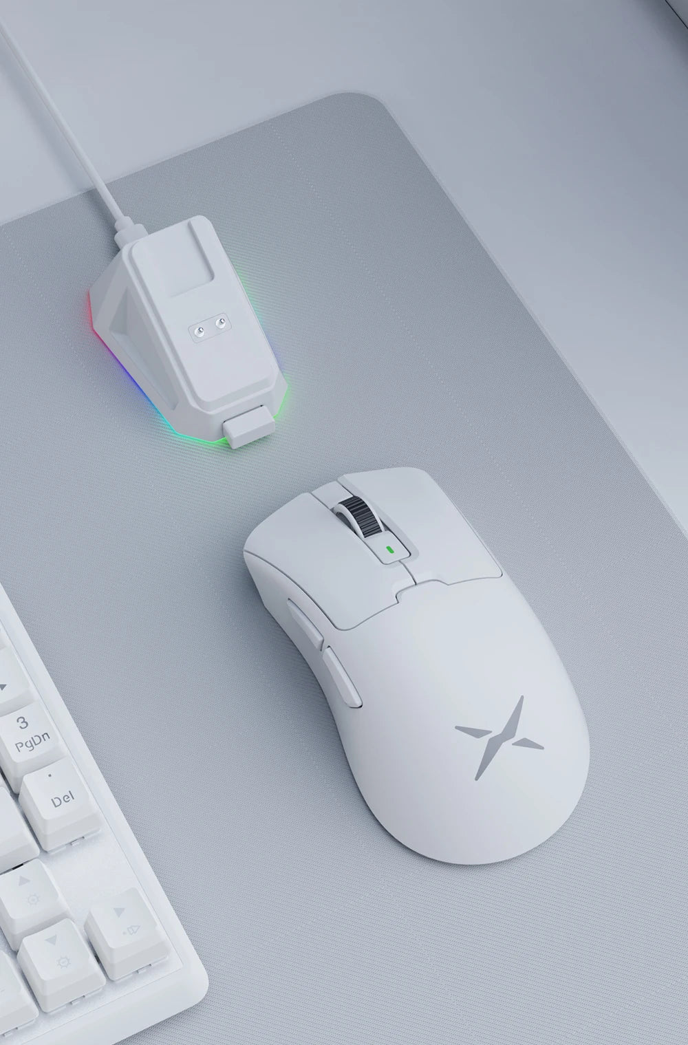 Ergonomic Wireless Precision Mouse – Lightweight 63g with Charging Dock