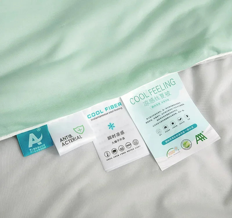 Cooling Ice Silk Summer Blanket – Lightweight Breathable Comforter for Hot Nights