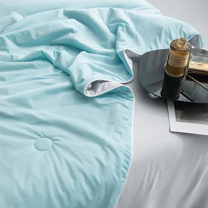 Cooling Ice Silk Summer Blanket – Lightweight Breathable Comforter for Hot Nights