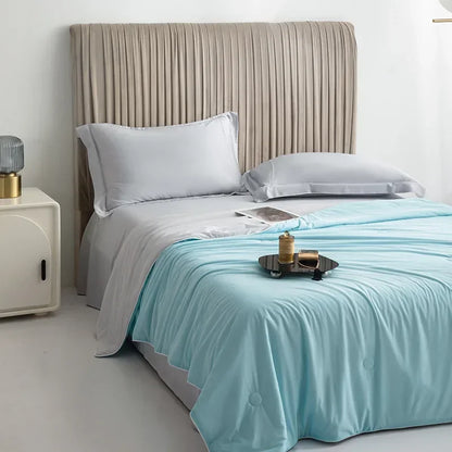 Cooling Ice Silk Summer Blanket – Lightweight Breathable Comforter for Hot Nights