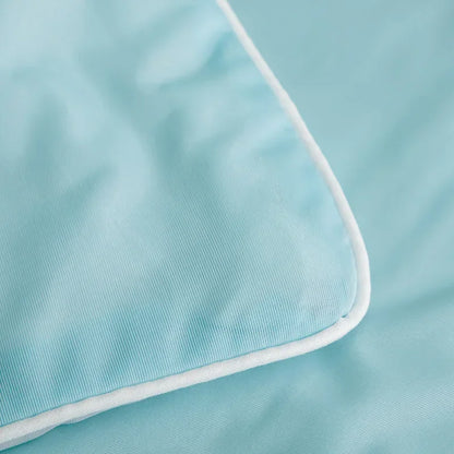 Cooling Ice Silk Summer Blanket – Lightweight Breathable Comforter for Hot Nights